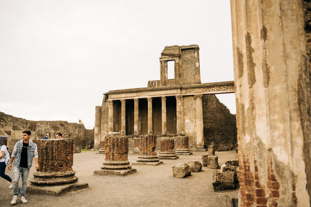 Pompeii With Panoramic Winery Lunch On Vesuvius: From Rome