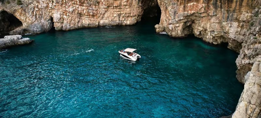Private Blue Cave Speedboat Experience