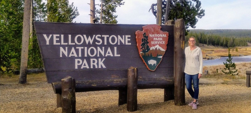 Private Yellowstone National Park Lower Loop Tour