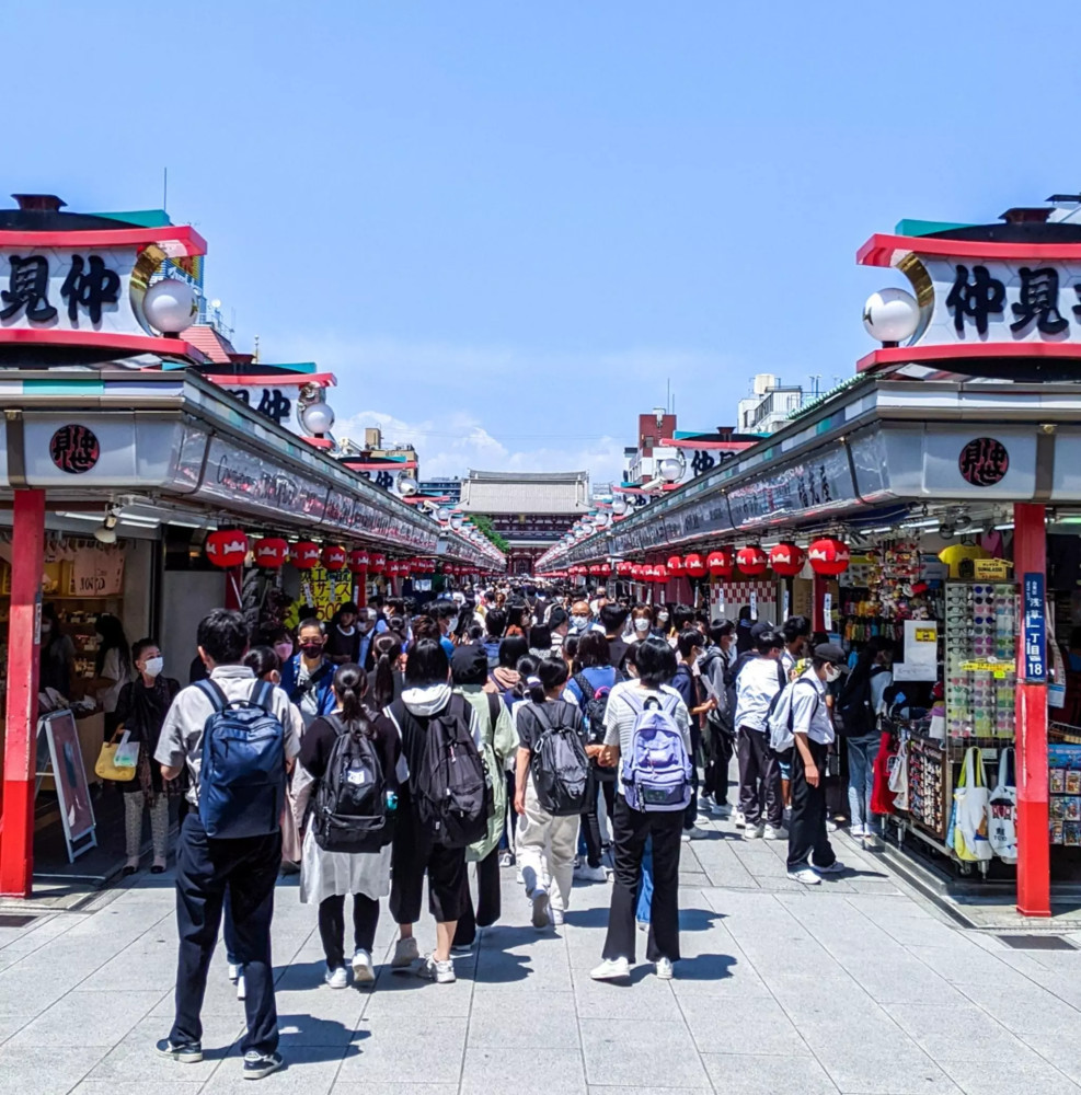 Secrets of Sensoji Temple: A Tour of Asakusa’s History, Art and Culture
