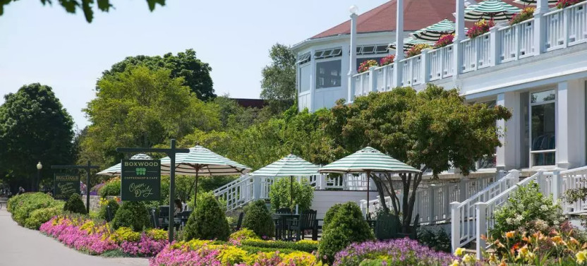 Self-Guided Scenic Mackinac Island Cycling Tour