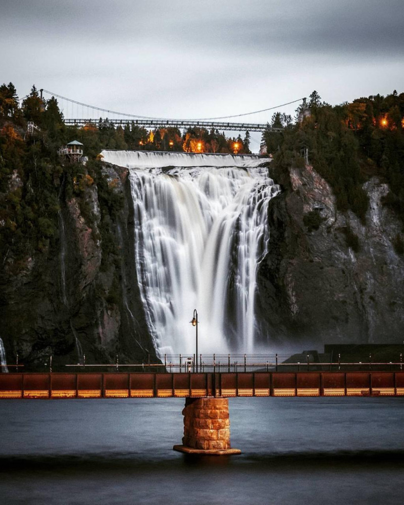 Québec City: Montmorency Falls & Microbrewery Guided E-bike Tour