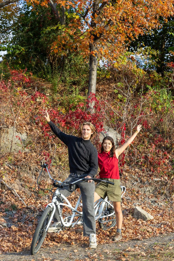 Quebec City: Electric Tandem Rental on Île d'Orléans