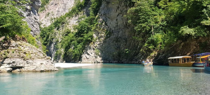 Day Tour from Durres to Koman Lake and Shala Rive