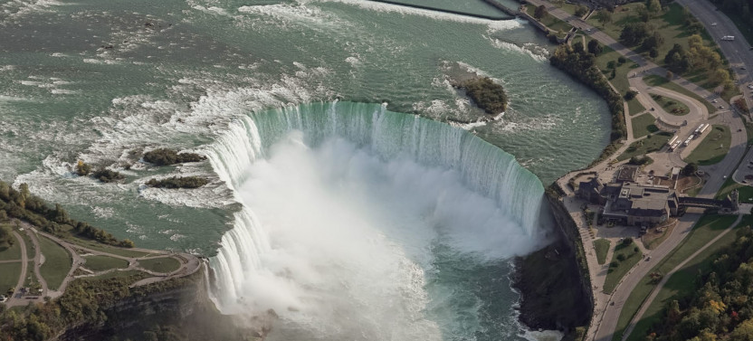 Niagara Underground: Power Station & Tunnel Under the Falls Tour