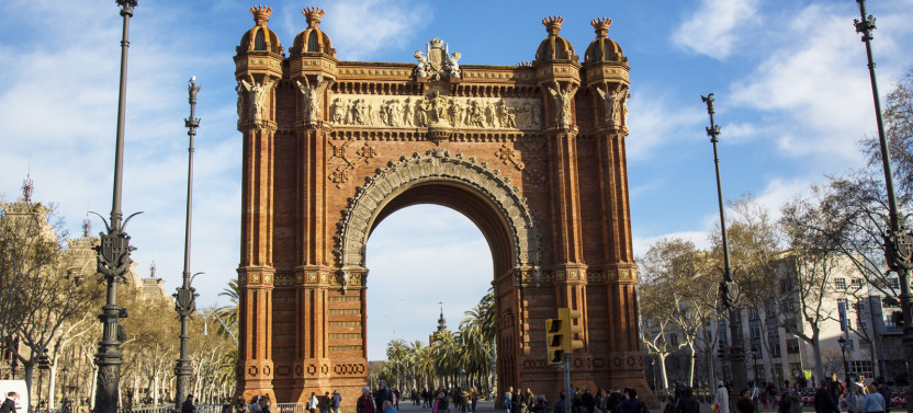Barcelona Private: Highlights & Sagrada Familia + Lunch, photo 3 of 6