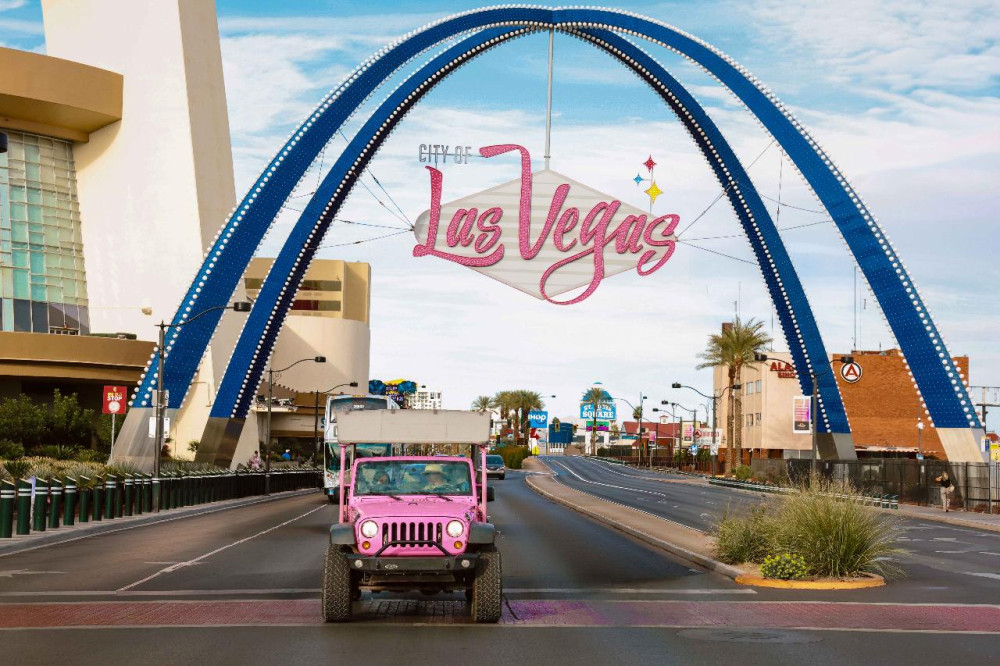 Vintage Vegas Sights & Sounds