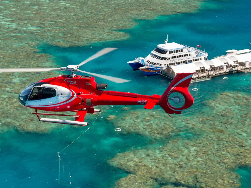 Moore Reef Full Day Tour + 10 Minute Scenic Helicopter Flight