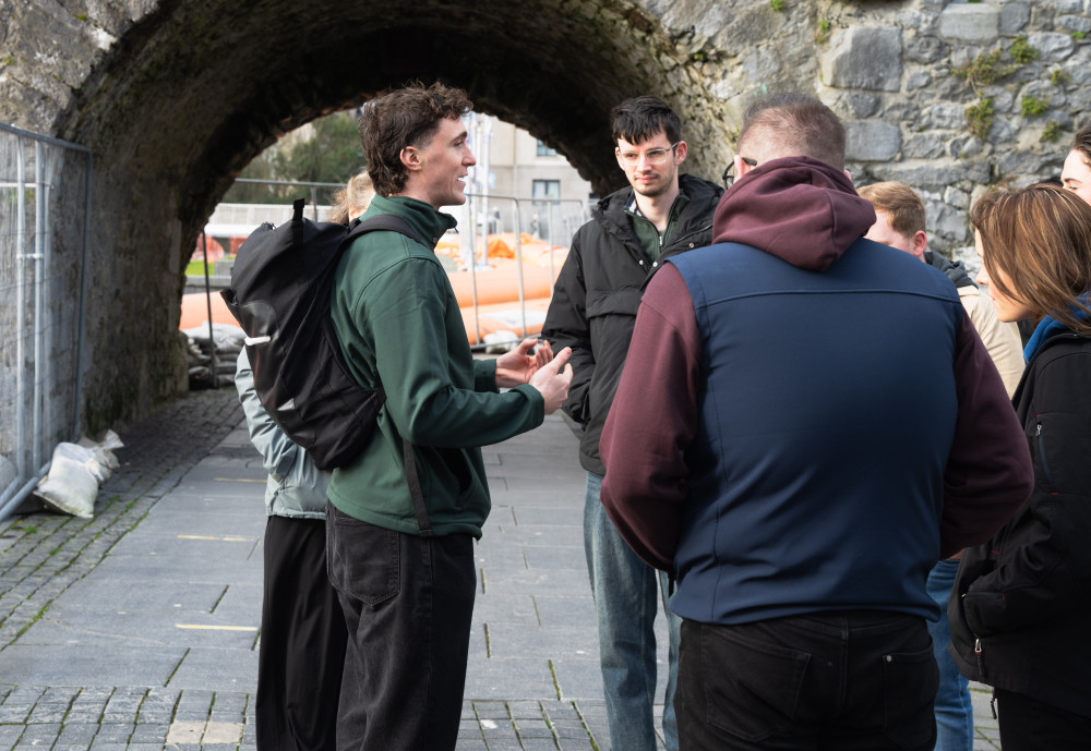 Walking Tour With Pint Pour