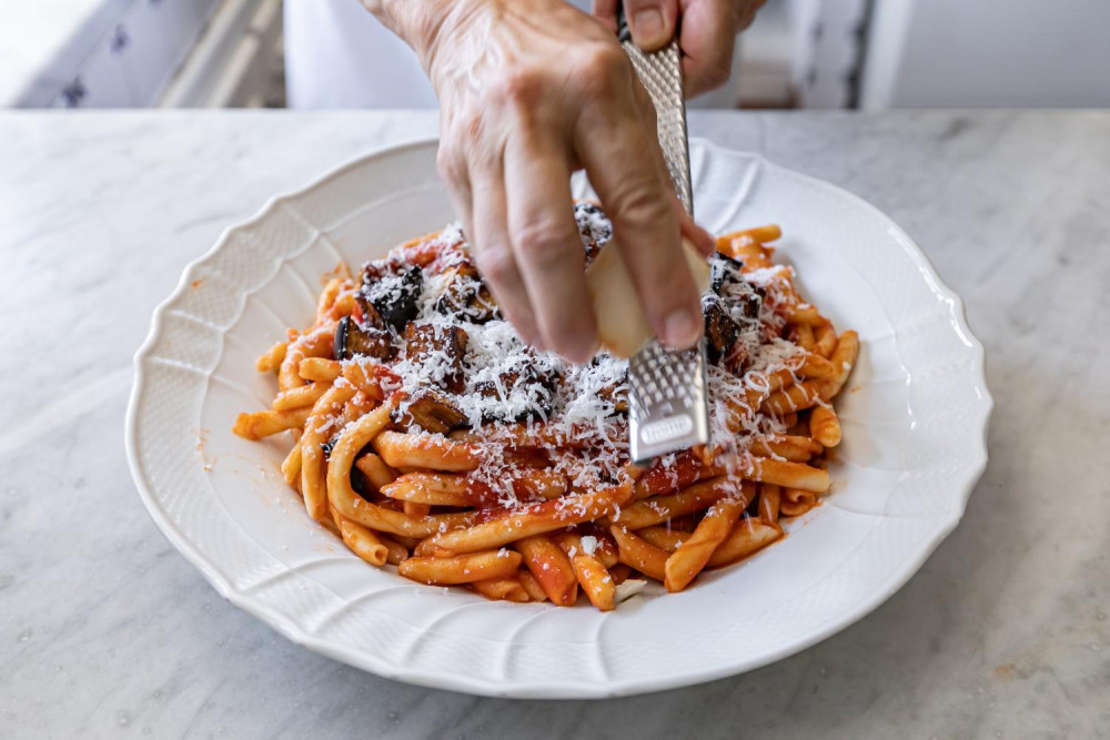 Ostuni: Apulian Cooking Class & Pizzica Experience