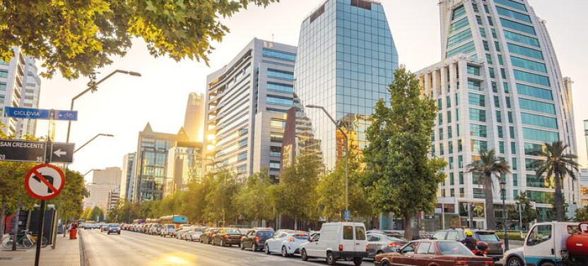 Santiago Financial District, Mut & Skycostanera Private Tour