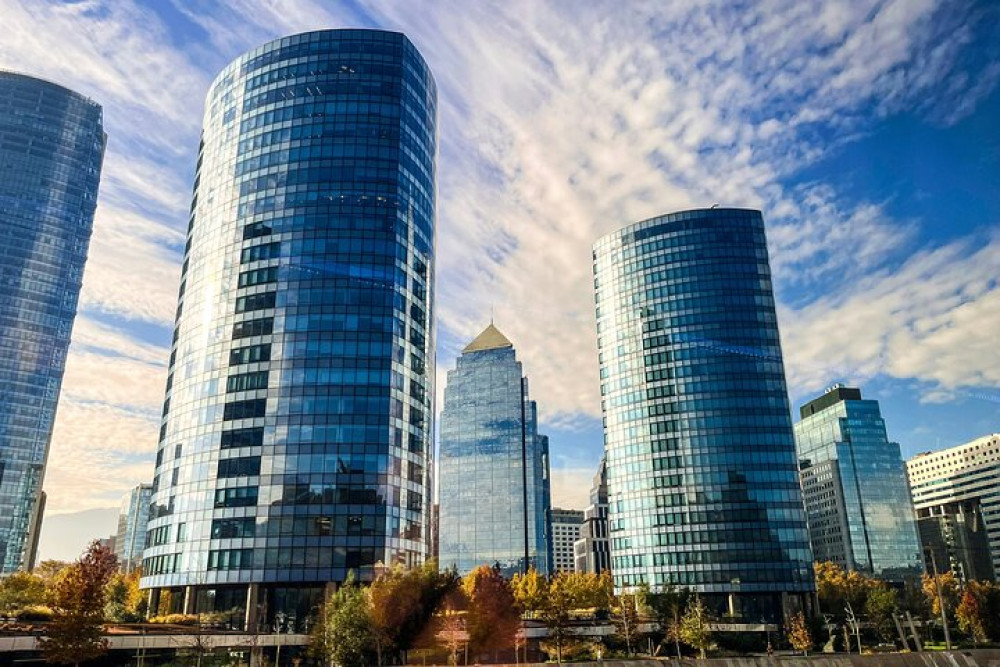 Santiago Financial District, Mut & Skycostanera Private Tour
