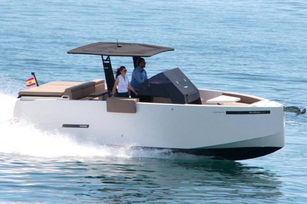 Private Speedboat Tour in Barcelona