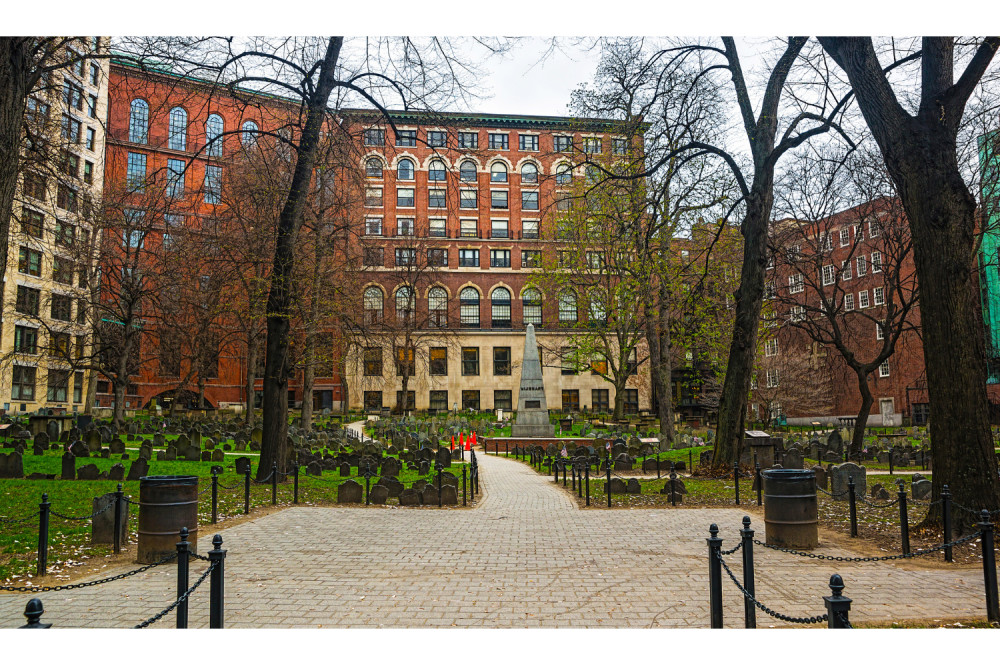 Boston Ghosts: Self-Guided Walking Audio Tour