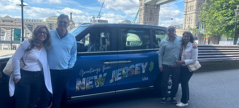 London Sightseeing Black Cab Tour with Heathrow Drop Off