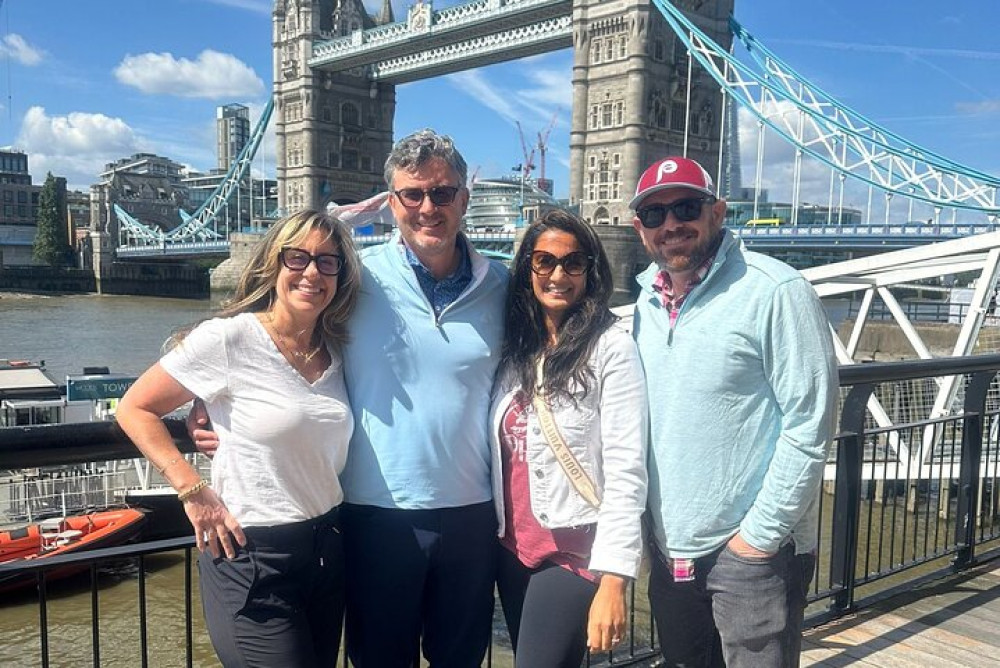 Full Day London Sightseeing Private Black Cab Tour with Pick Up