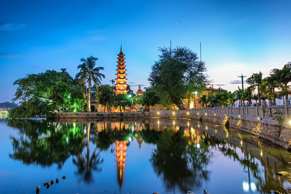 4-Day Hanoi & Halong Bay Getaway with Overnight Cruise