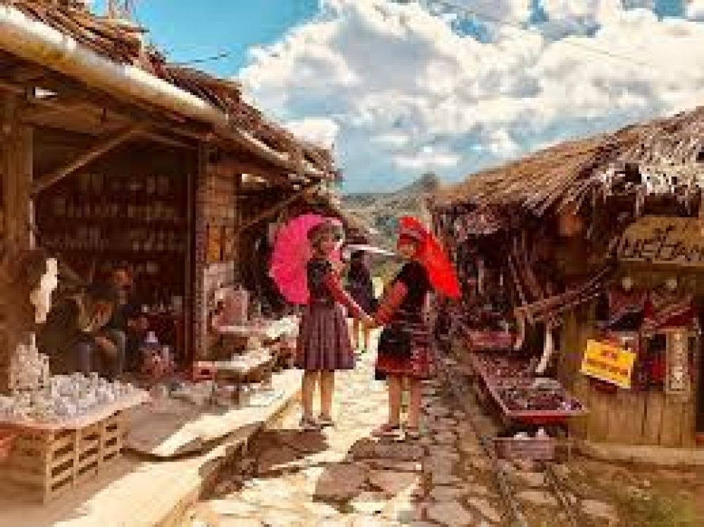 5-Day Guided Hanoi, Halong Bay & Sapa Adventure Tour