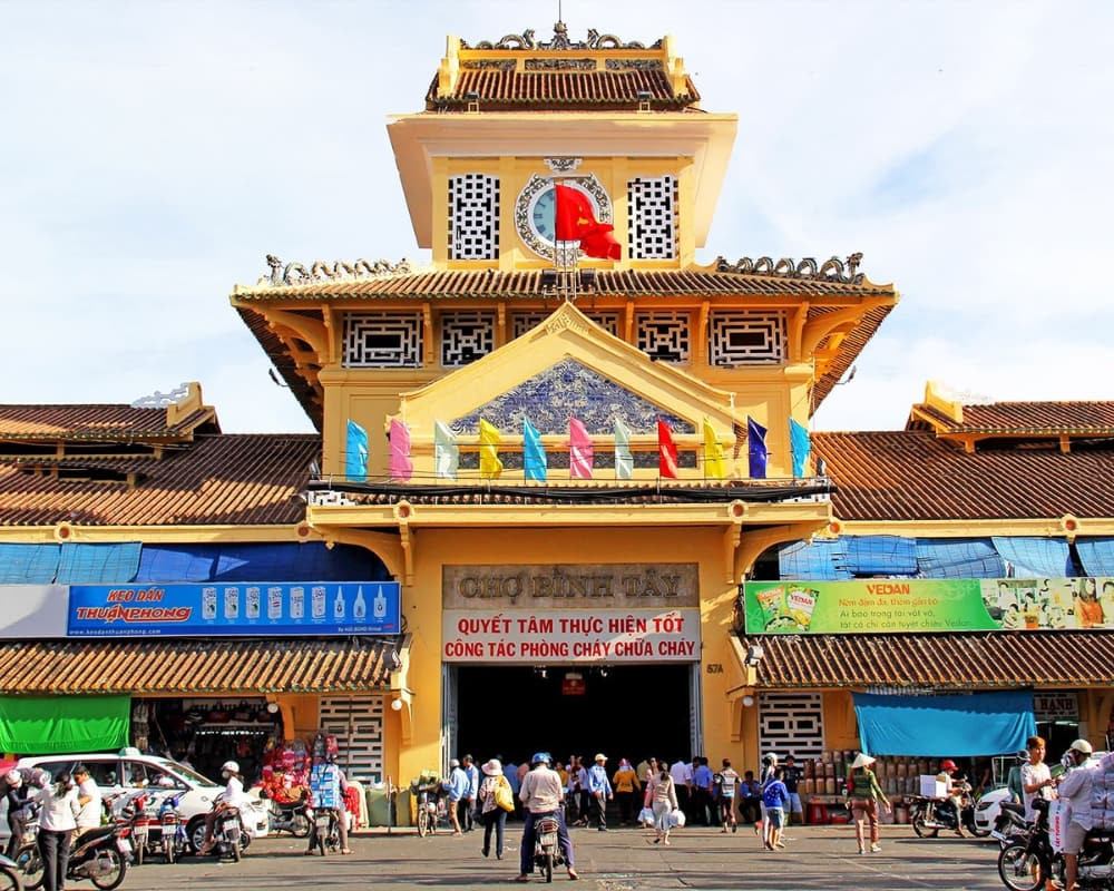 6 Day Vietnam Highlights Tour with Cu Chi Tunnels, Mekong Delta & Hoi An
