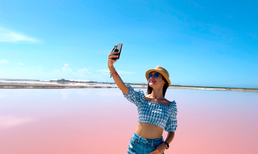 From Merida: Rio Lagartos & Las Coloradas River Safari