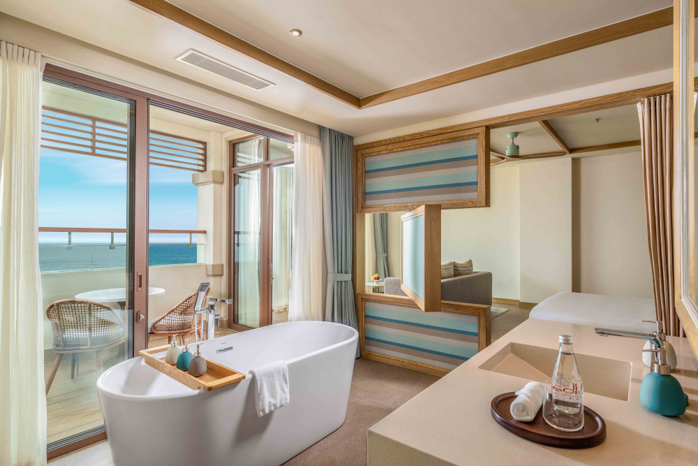 4-Day Sea and Serenity Wellness Retreat with Healing Therapies in Da Nang