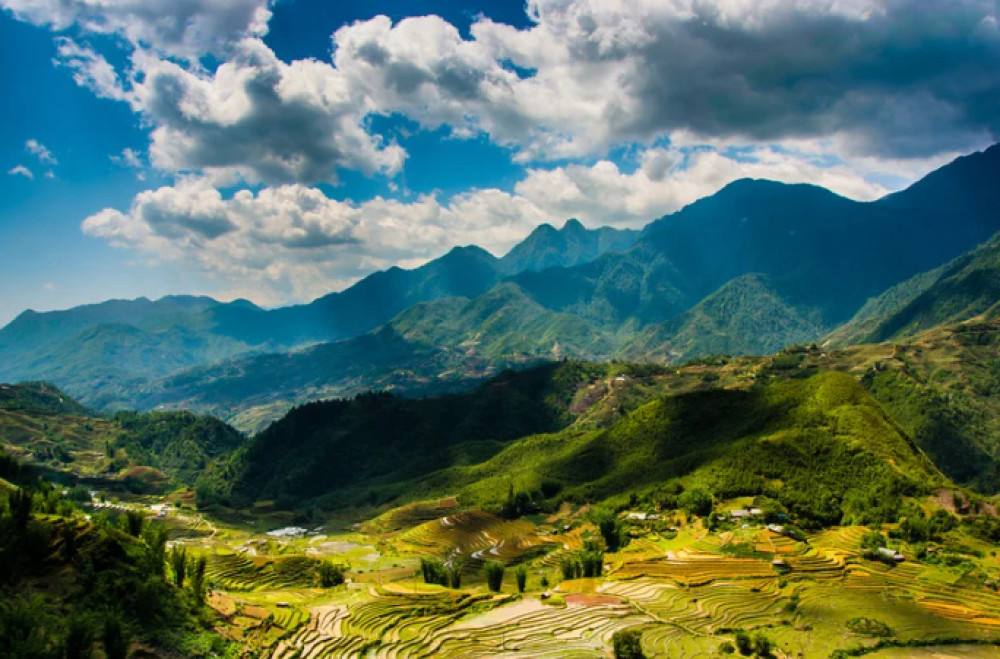 Vietnam From Highlands to Heritage A Hanoi to Saigon Journey