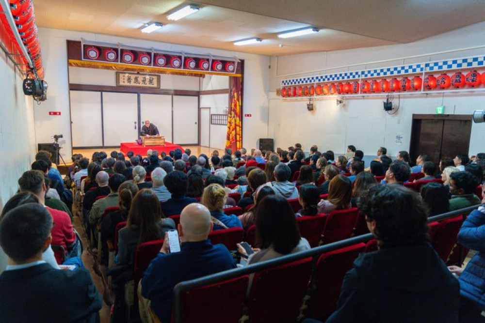 Asakusa Cultural Journey from Edo Traditions to Rakugo Laughter