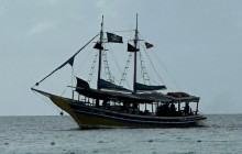 Island Cruises & Excursions15