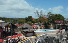 Island Cruises & Excursions15