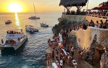 Island Cruises & Excursions11