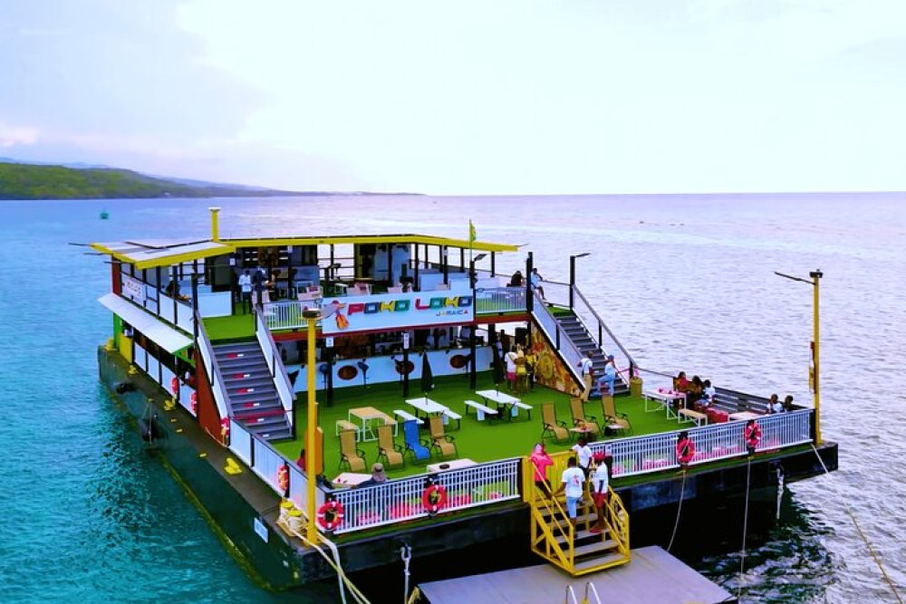 All Resorts Floating Bar Party Boat Usd 40 Food And Drink Credit