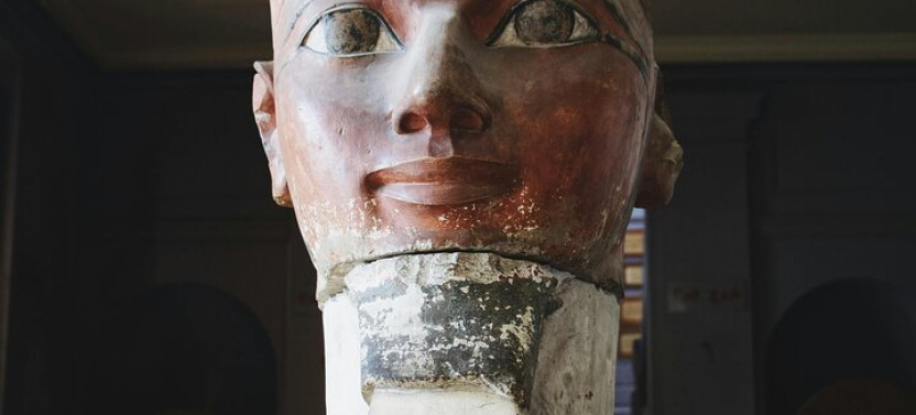 Private Egyptian Museum Tour with Egyptologist Guide and Transfers