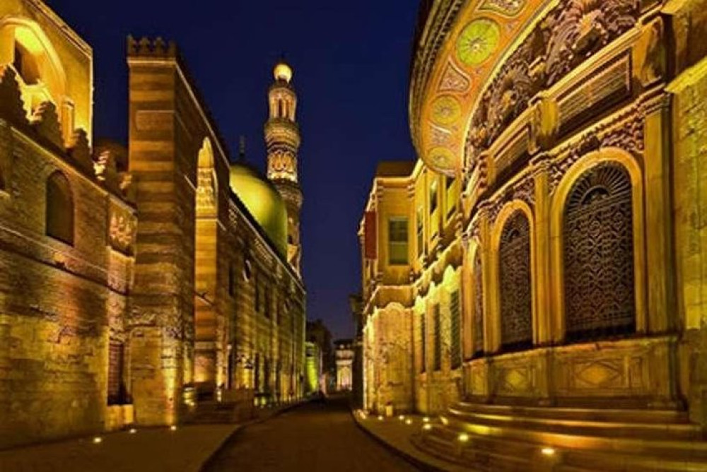 Full-Day Islamic Cairo Heritage Tour with Skip-The-Line Entry & Lunch