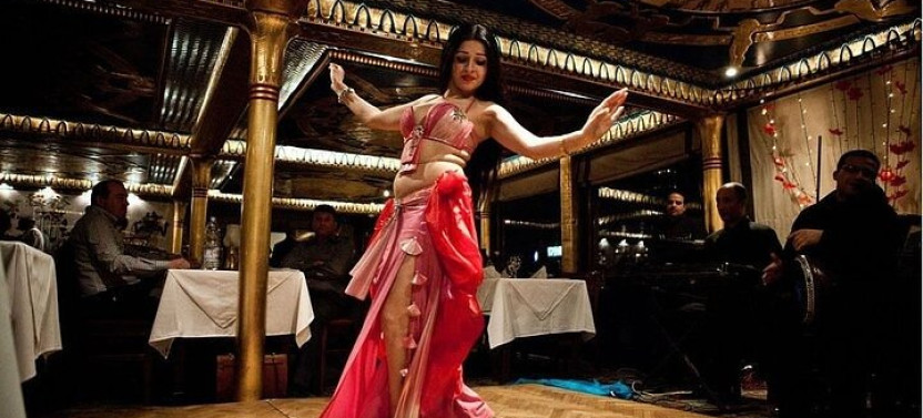 Nile Evening Dinner Cruise with Buffet, Live Shows & Cairo Skyline