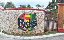 SNL Jamaican Tours Ltd39