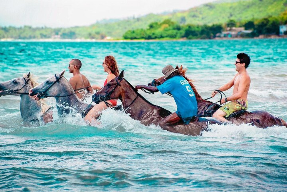 Customized Horseback Riding With River Rapid Adventures