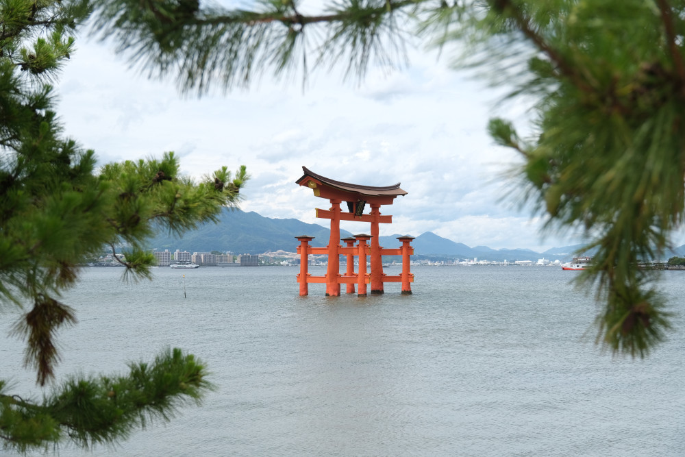 Private Hiroshima & Miyajima Full Day Tour