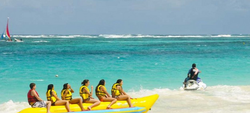 Maho and Orient Beach Bum Tour in St. Maarten