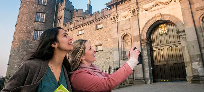 Walking Tour of Kilkenny City's Medieval Mile. Guide