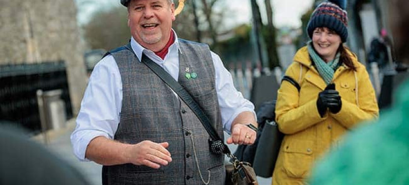 Walking Tour of Kilkenny City's Medieval Mile. Guide