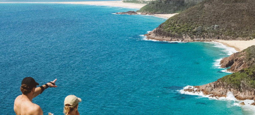 Private Port Stephens Day Tour with Hike, Dolphins & Craft Beer