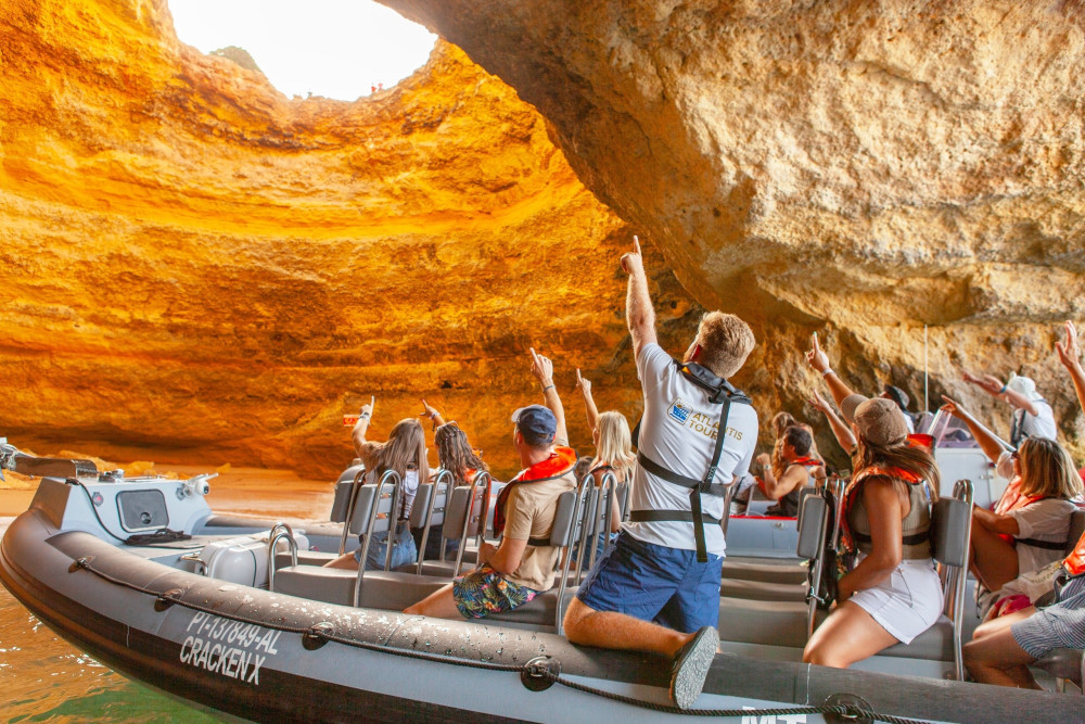 Special Speedboat Tour Through the Benagil Sea Caves
