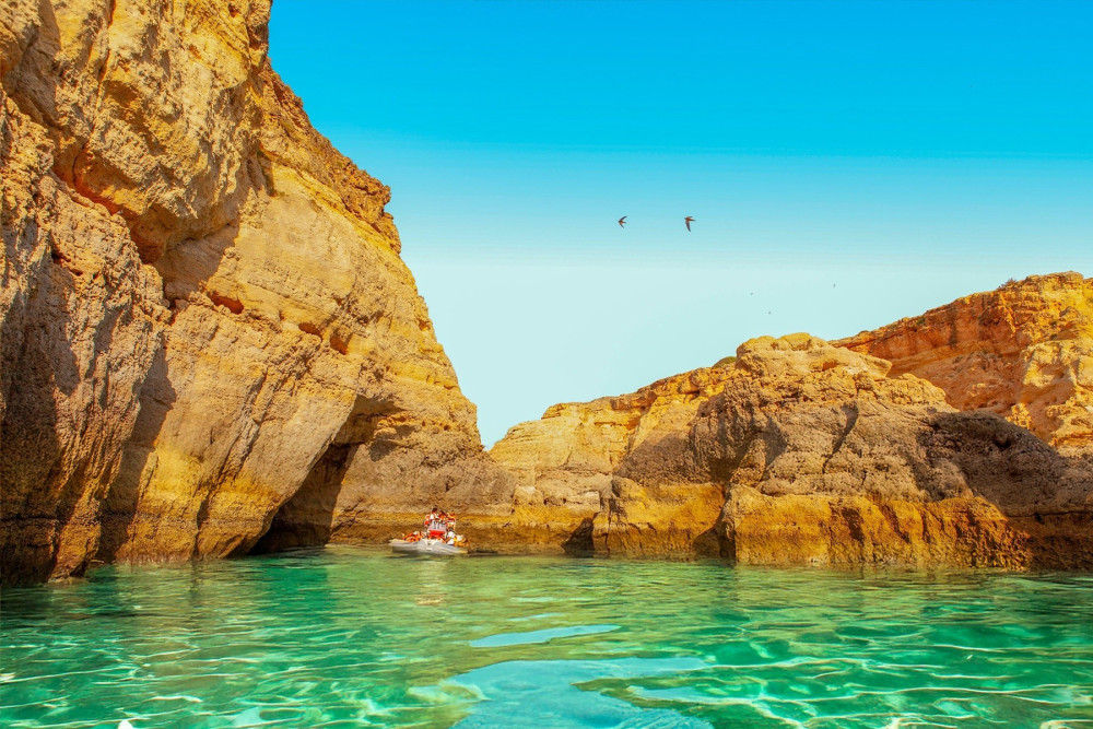 Benagil Sea Caves Speedboat Adventure Tour