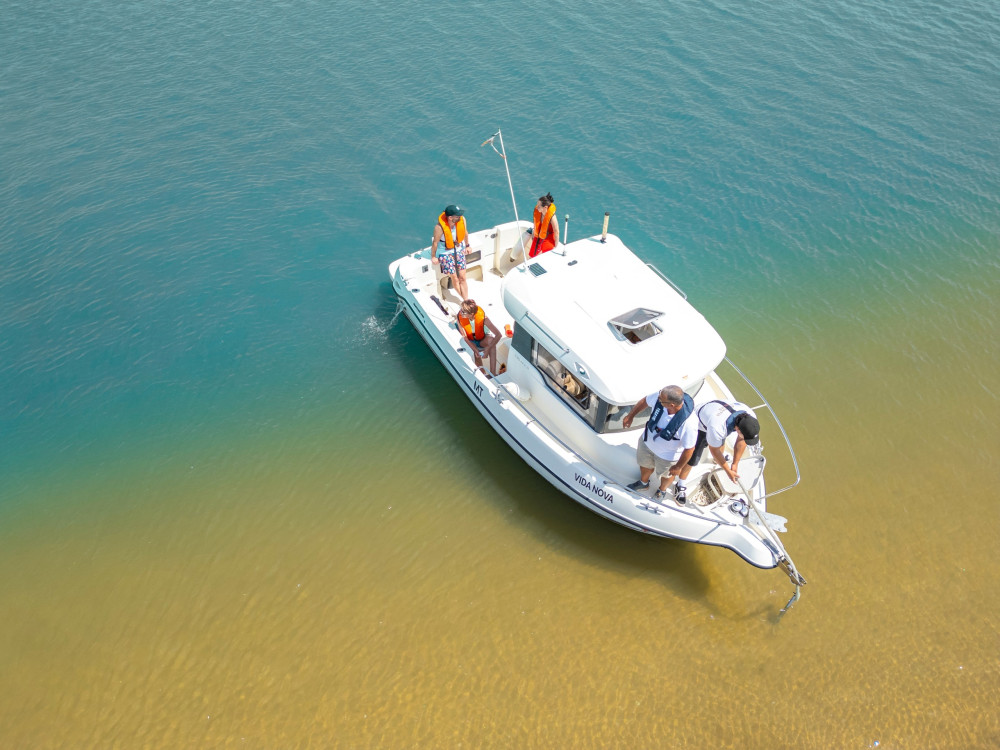 Private Speedboat To Benagil Caves Tour in French