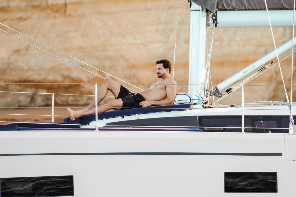 Private Half-Day Luxury Sailing Yacht Cruise Along the Algarve Coast