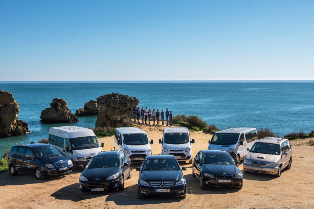 Private Transfers from Albufeira to Lisbon Airport