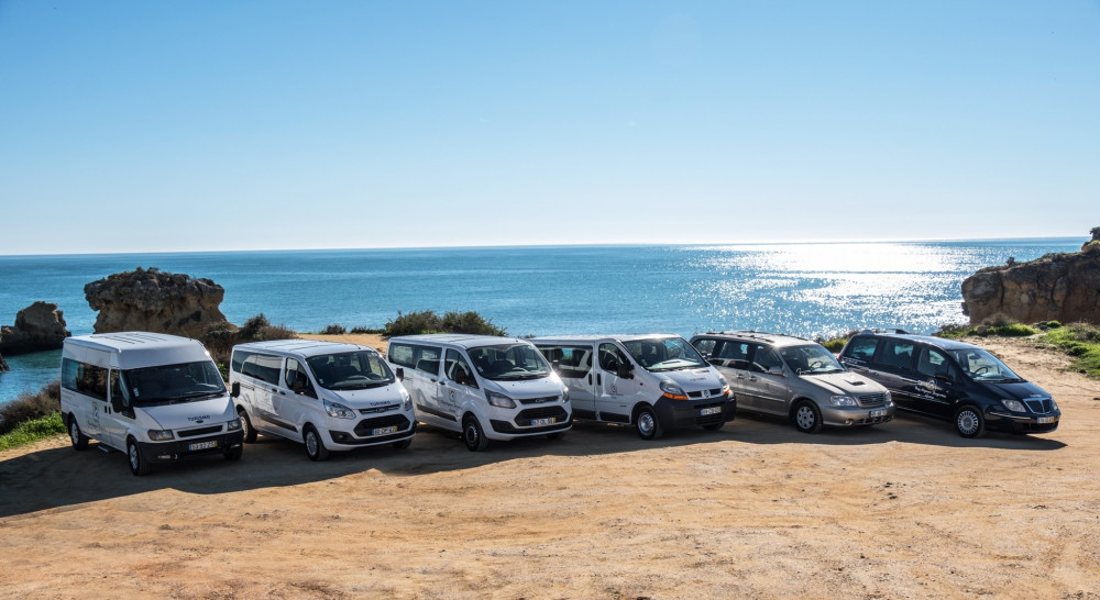 Private Transfers from Armação de Pêra to Lisbon Airport