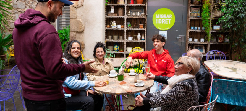 Barcelona Uncommon: Hidden Gems & Local Neighborhood Walking Tour, photo 4 of 12