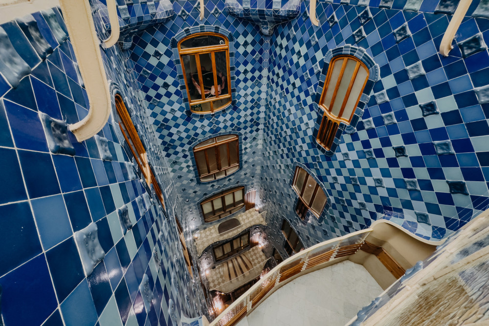 Complete Gaudi - Express Walking Tour of Barcelona