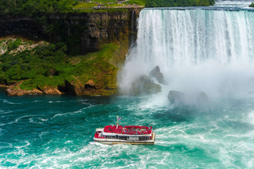 Niagara Falls Tour: Boat Ride & Journey Behind The Falls - Niagara ...